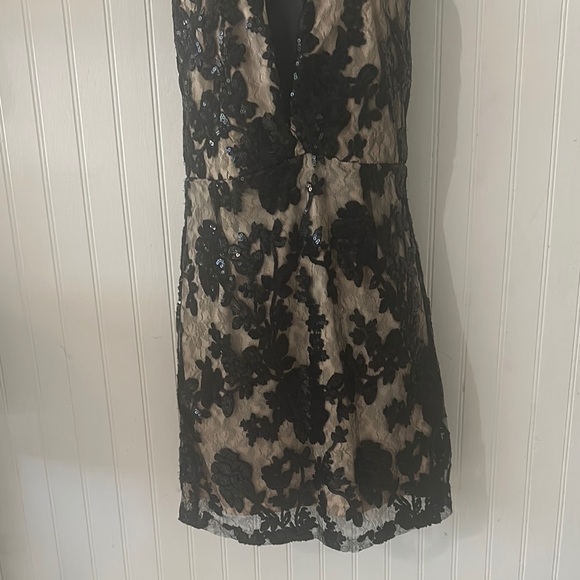 Like New! Luxxel Elegant Black and Tan Lace Slip Dress sz M - Picture 5 of 12